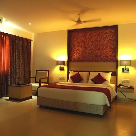 Srm Hotel Thoothukudi Extérieur photo