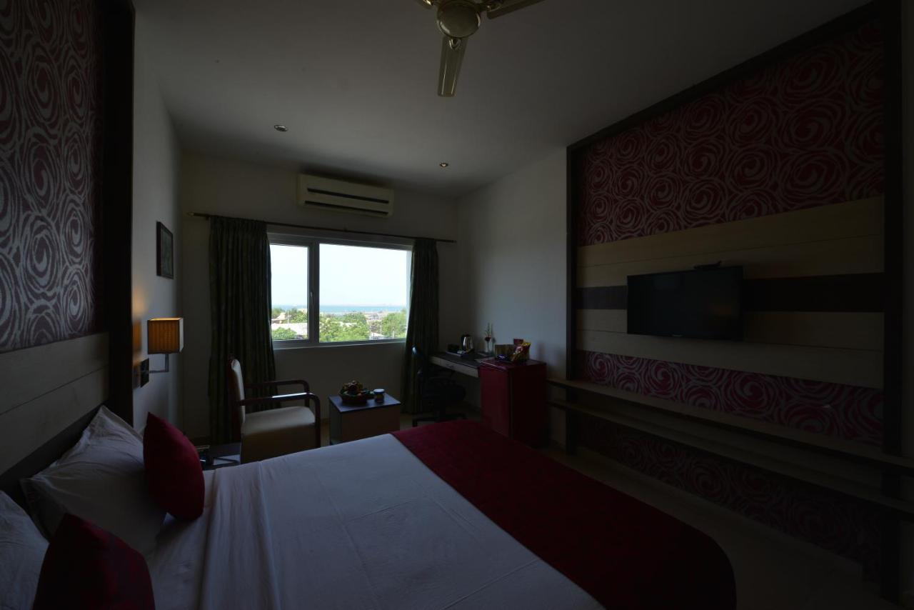 Srm Hotel Thoothukudi Extérieur photo
