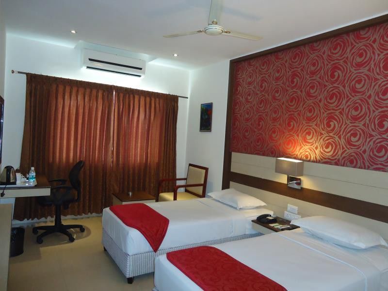 Srm Hotel Thoothukudi Extérieur photo