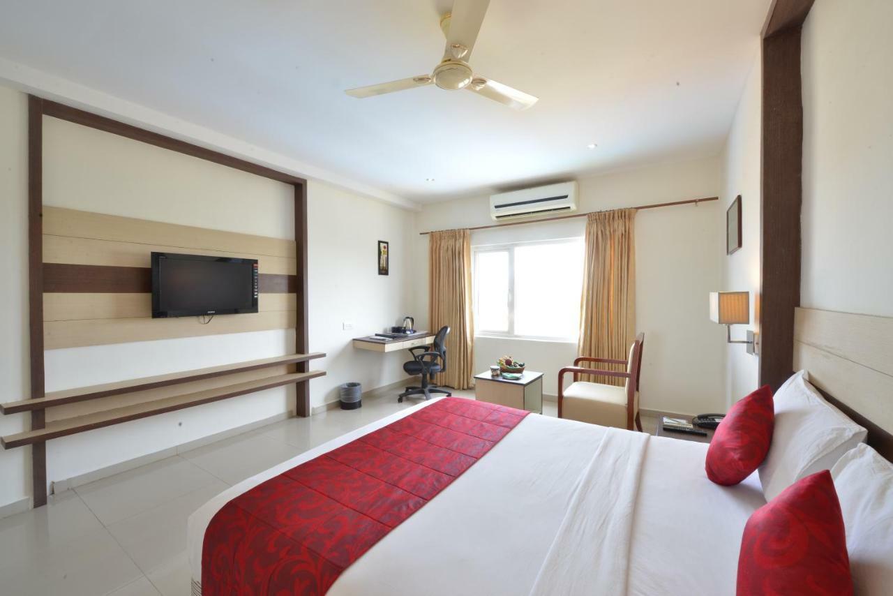 Srm Hotel Thoothukudi Extérieur photo